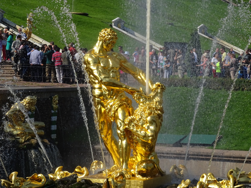 Большой фонтанный каскад