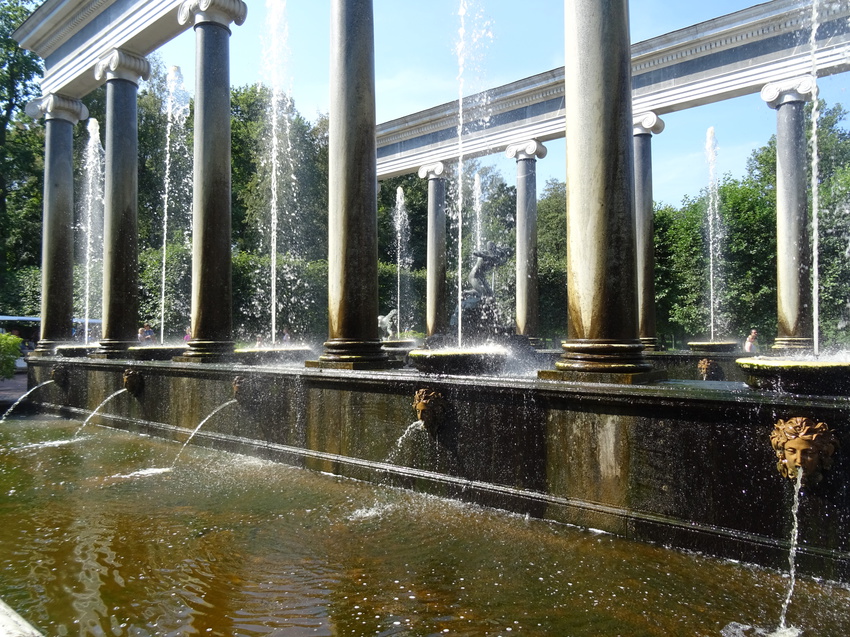 Львиный каскад