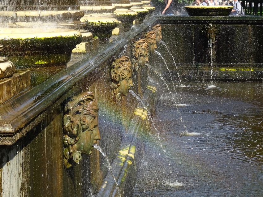 Львиный каскад