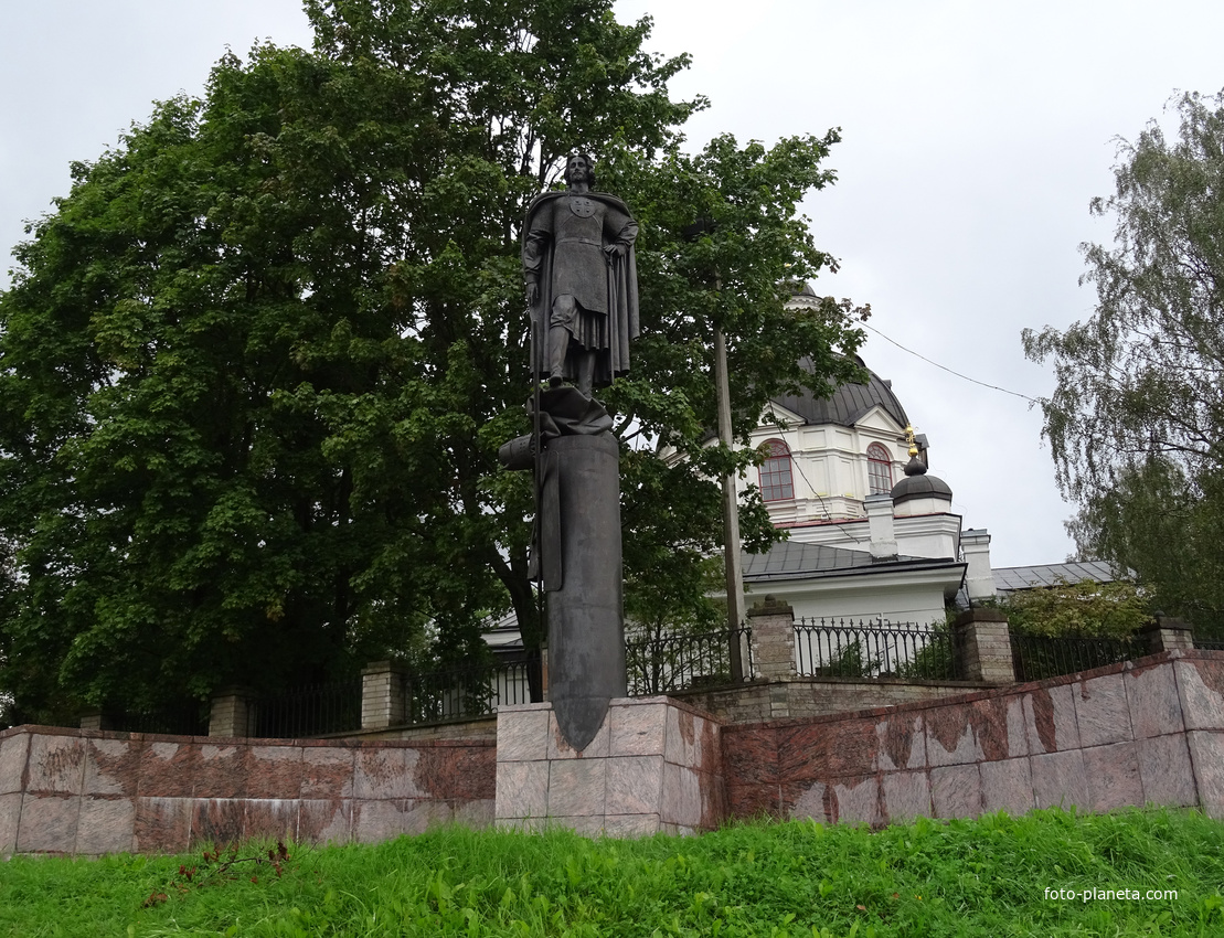 Памятник князю Александру Невскому