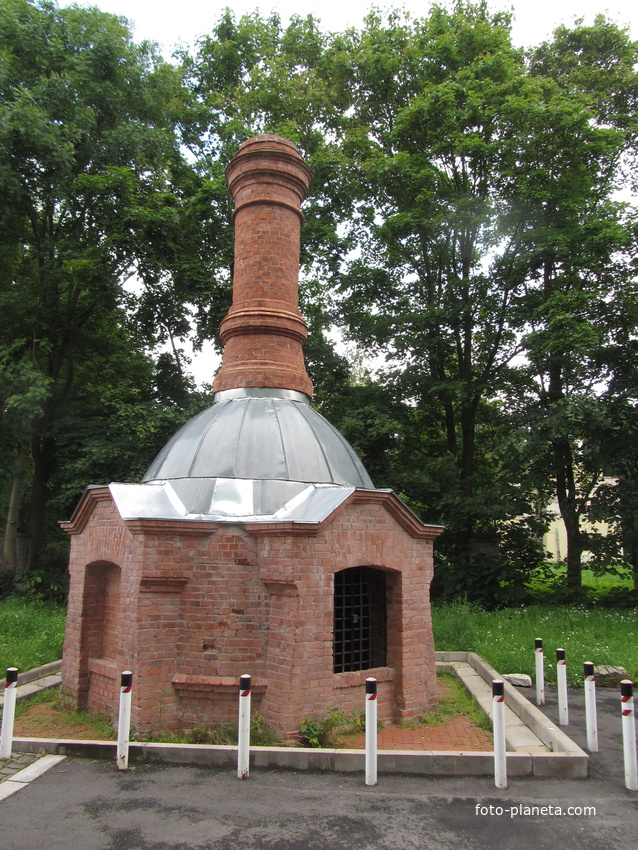 печь для сжигания мусора при больнице