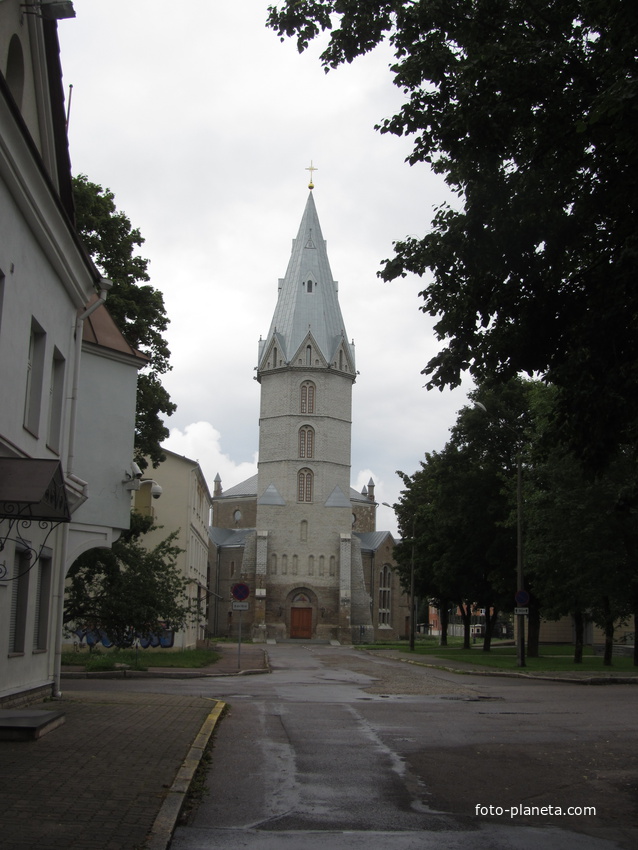 центр Йоаорга, Александровская кирха 1881-1885