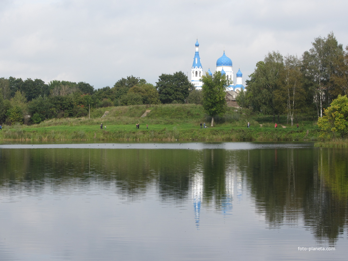 Гатчина, черное озеро