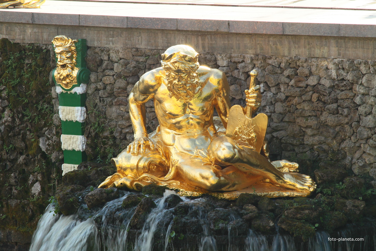 Фонтаны Большого каскада