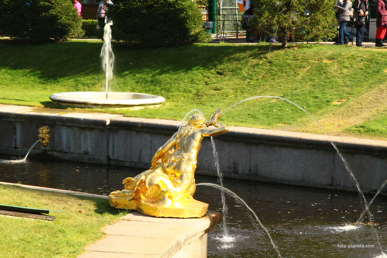 Фонтаны Большого каскада