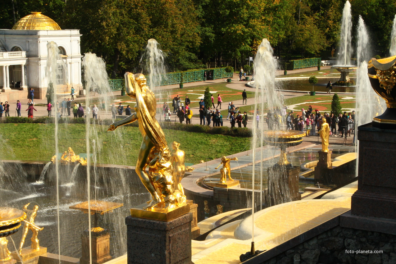 Фонтаны Большого каскада