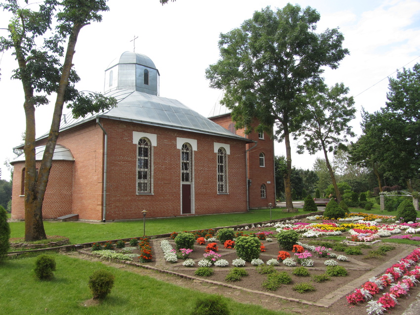 Православная церковь Казанской иконы Божьей матери, ул. Йые 1 а