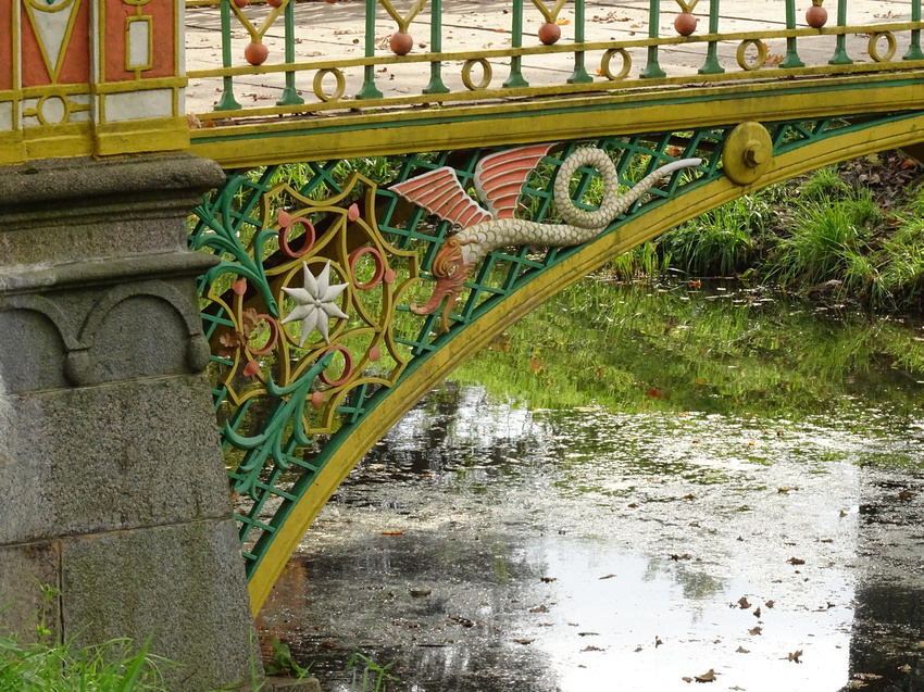 Драконов мост в царском селе