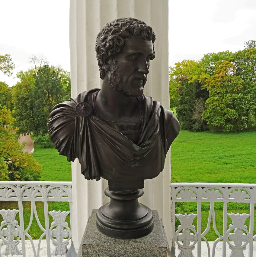 Камеронова галерея. Скульптура Антония Пия