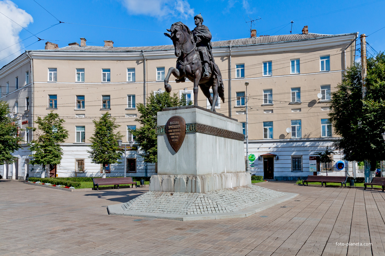 Памятник Св. князю Михаилу Ярославичу Тверскому