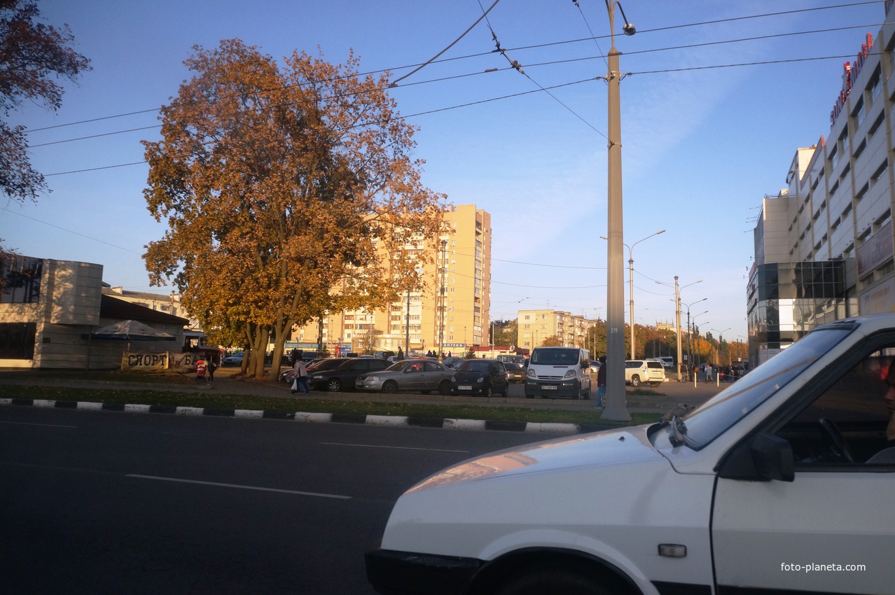 Конечная трамвая Улица Одесская (проспект Гагарина)