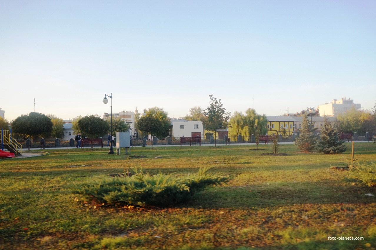 Сквер на Гимназической набережной