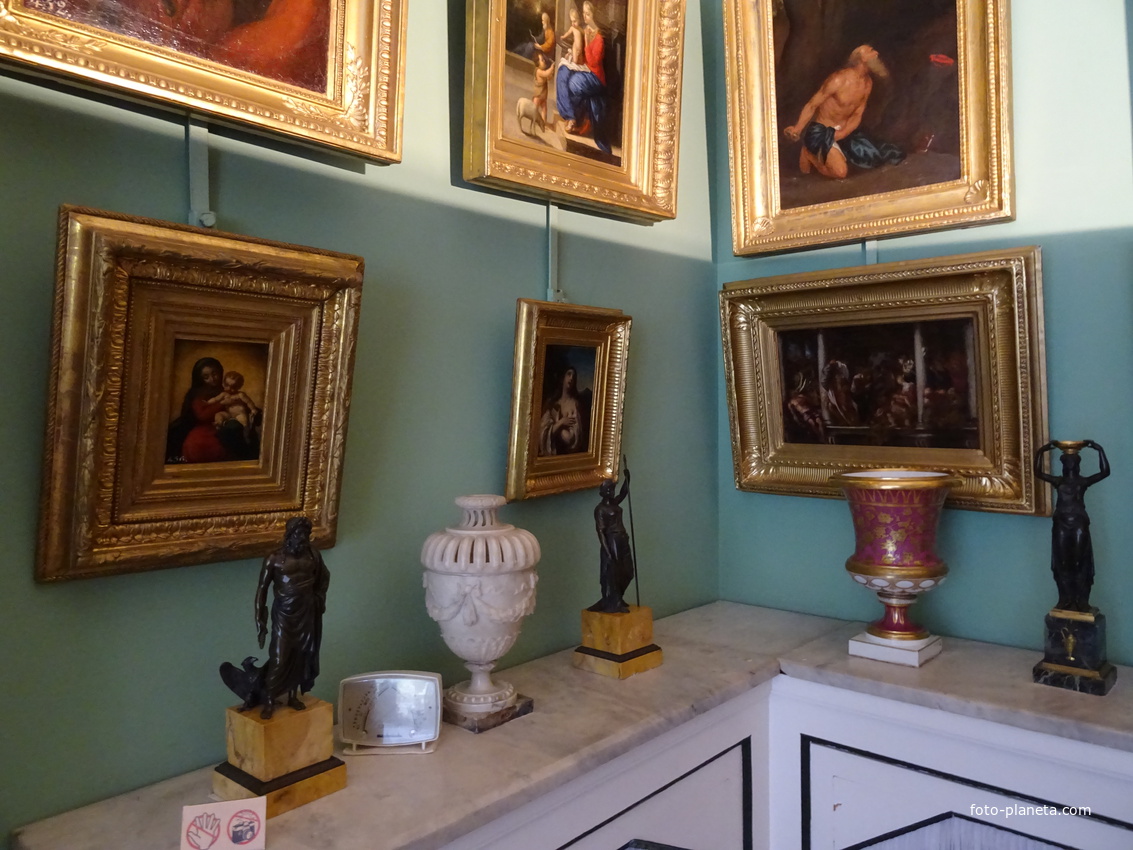 Павловский дворец. Кабинет &quot;Фонарь&quot;.