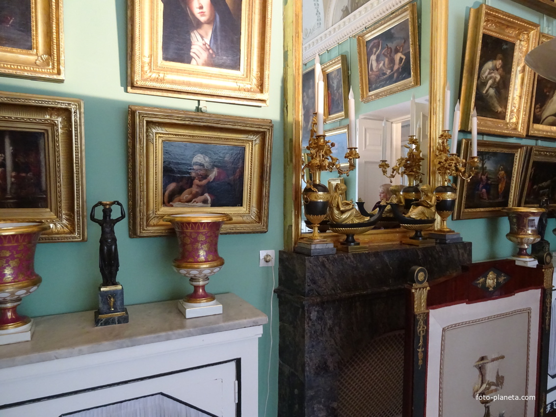 Павловский дворец. Кабинет &quot;Фонарь&quot;.