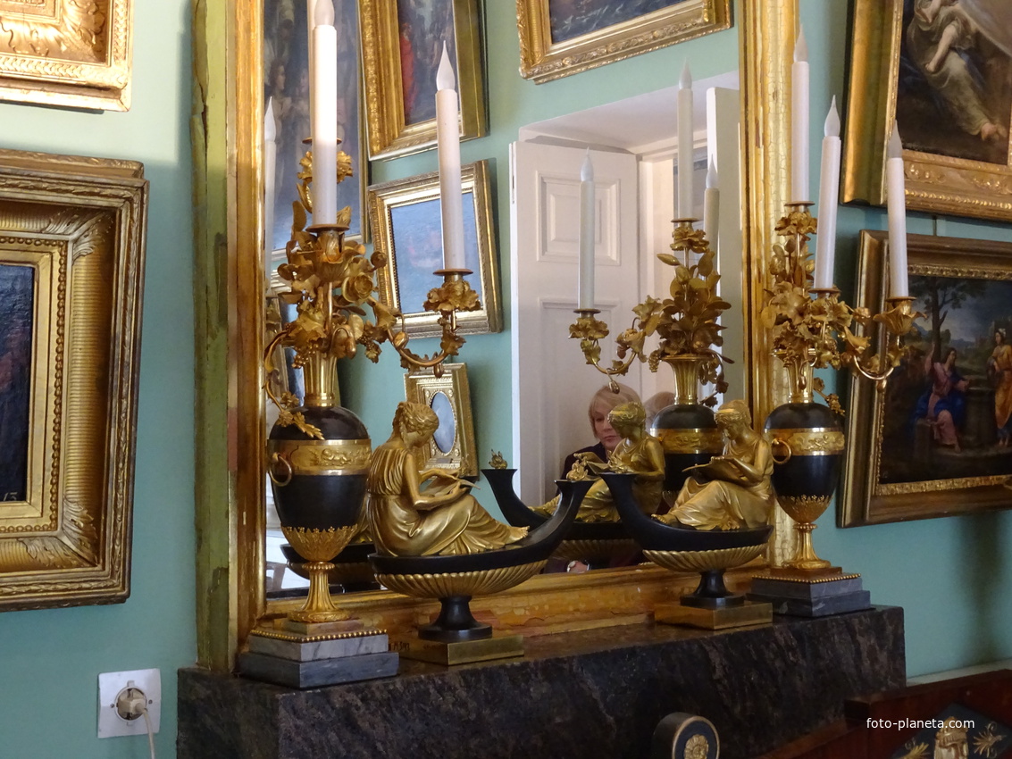 Павловский дворец. Кабинет &quot;Фонарь&quot;.