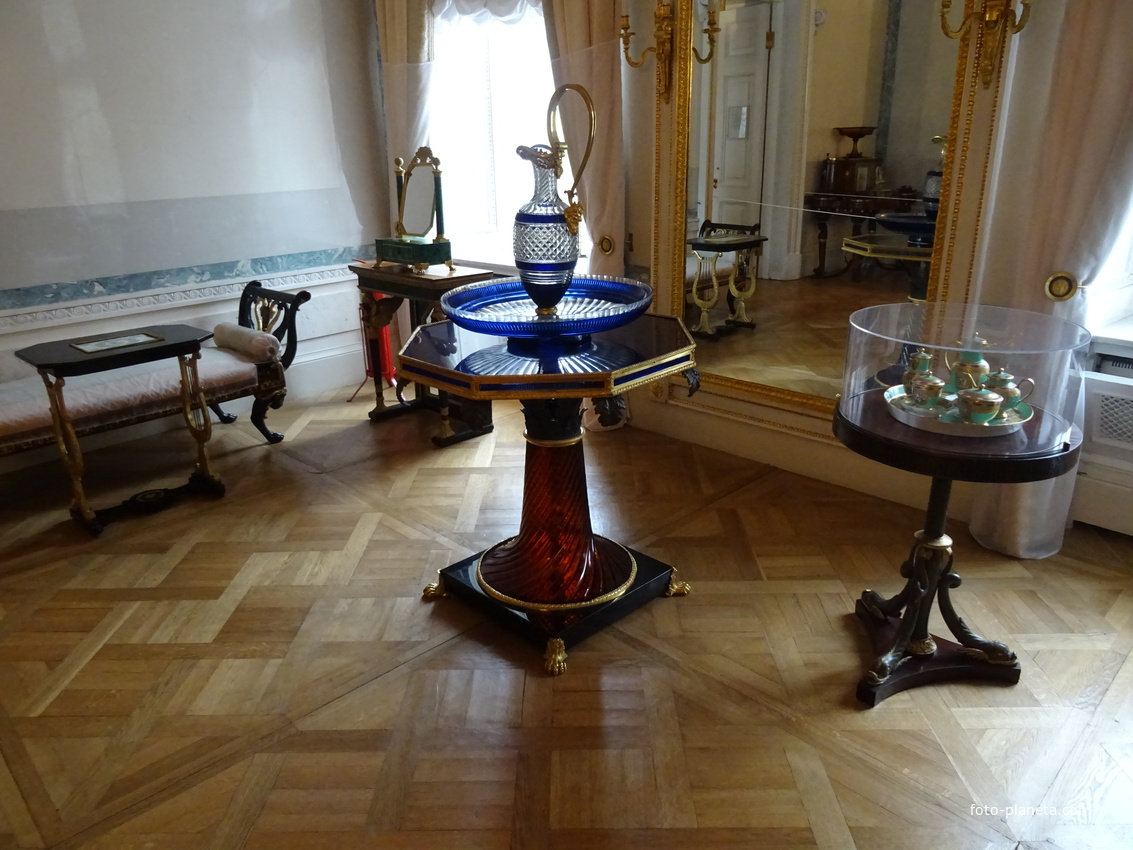 Павловский дворец. Кабинет &quot;Фонарь&quot;.