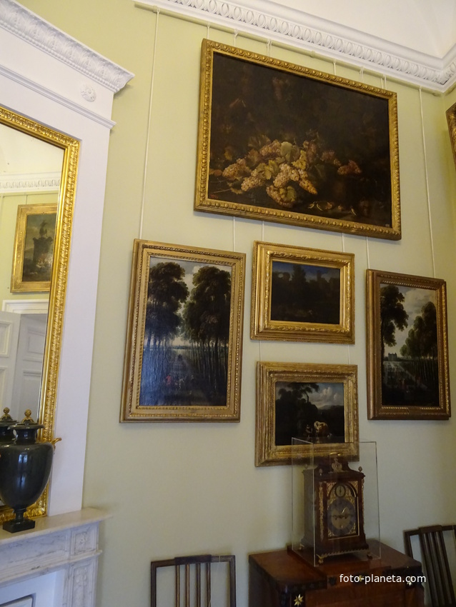 Павловский дворец. Камердинерская