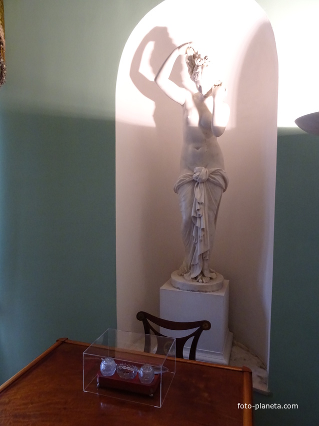 Павловский дворец. Камердинерская