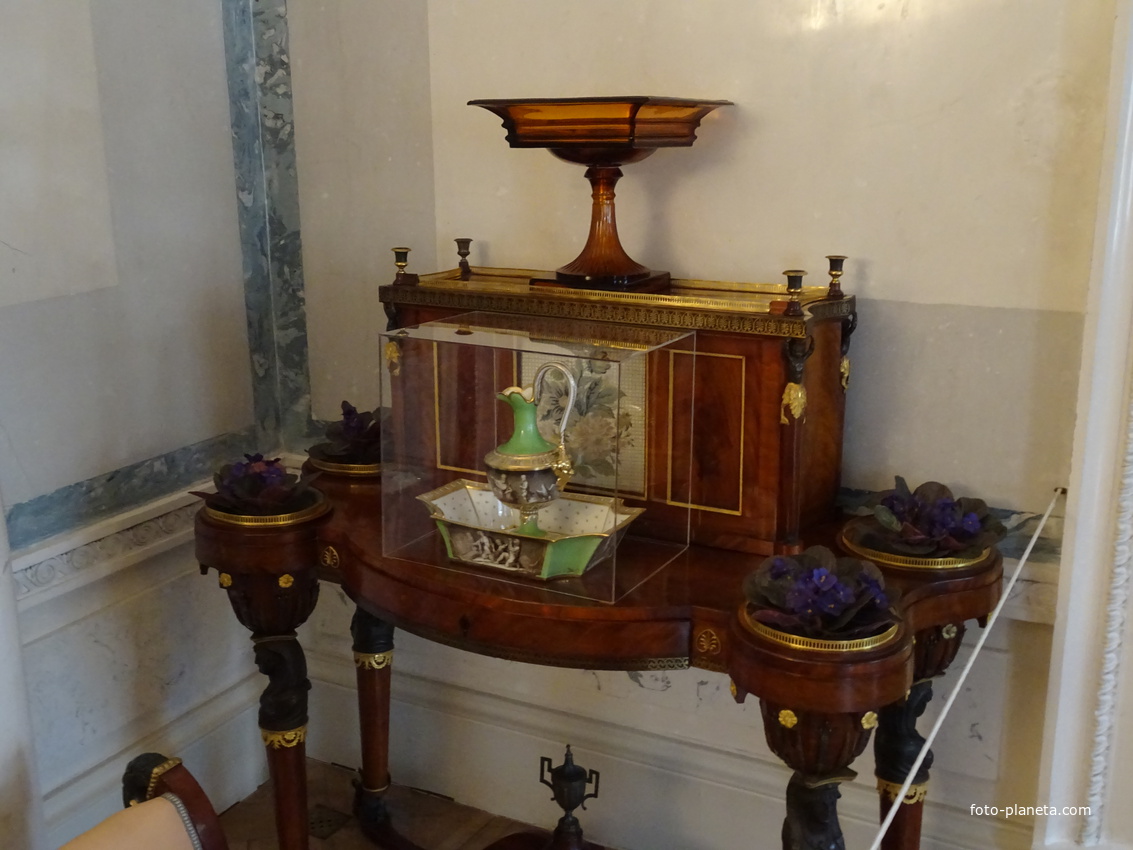 Павловский дворец. Туалетная комната Марии Фёдоровны