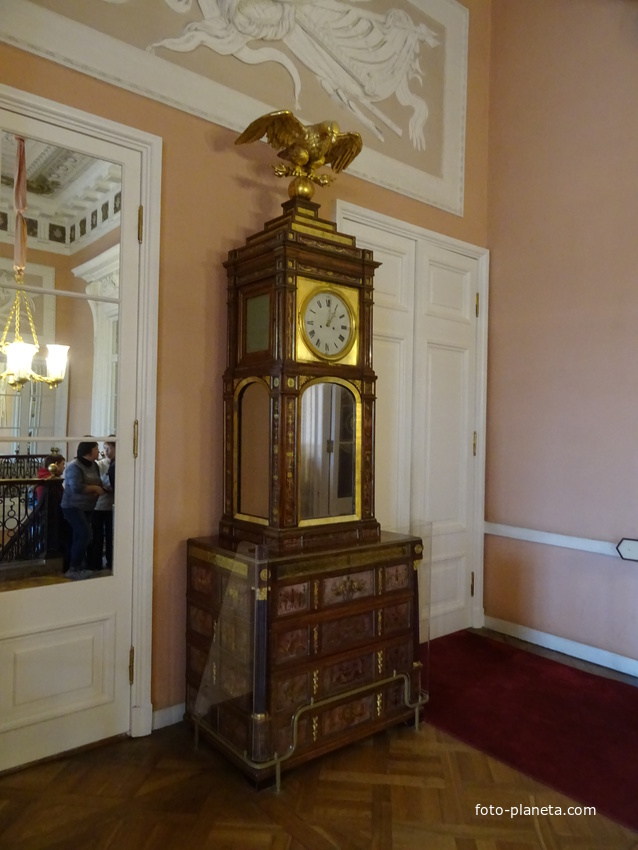 В залах Павловского дворца