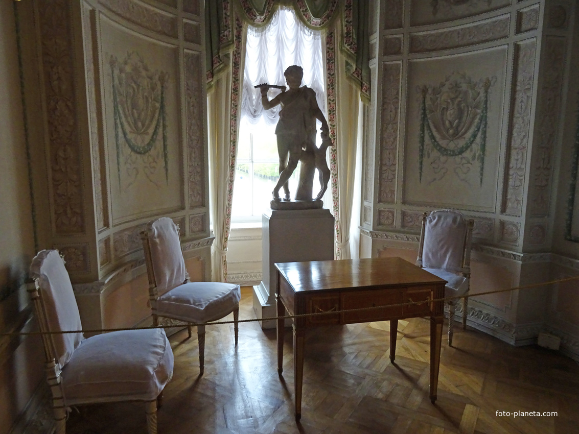 В залах Павловского дворца