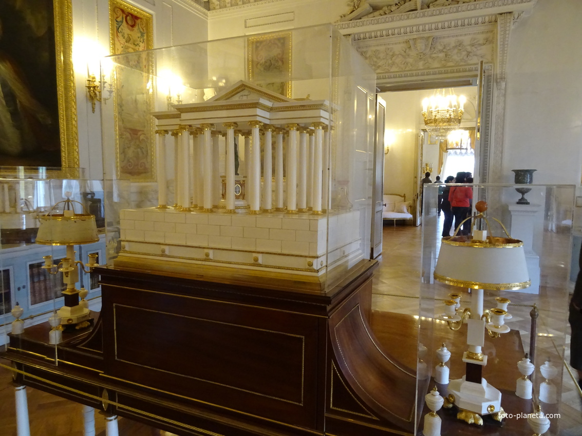 В залах Павловского дворца