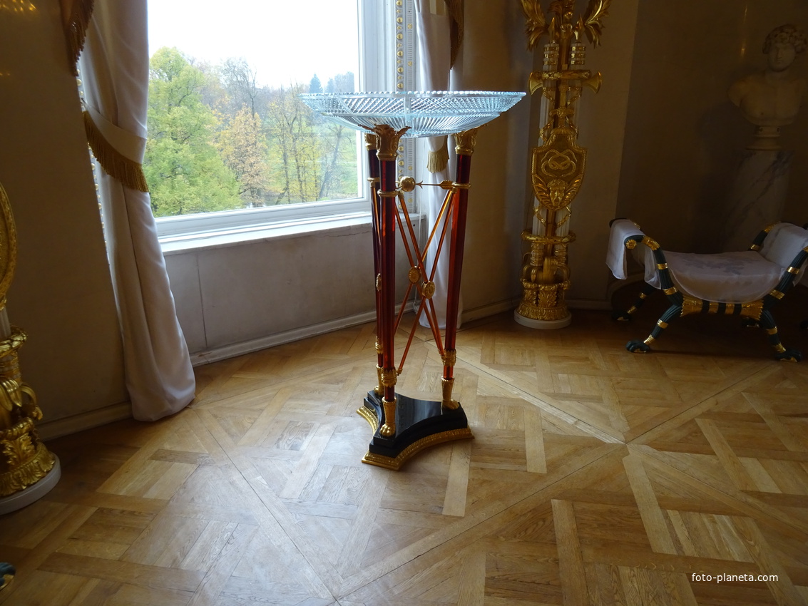 В залах Павловского дворца