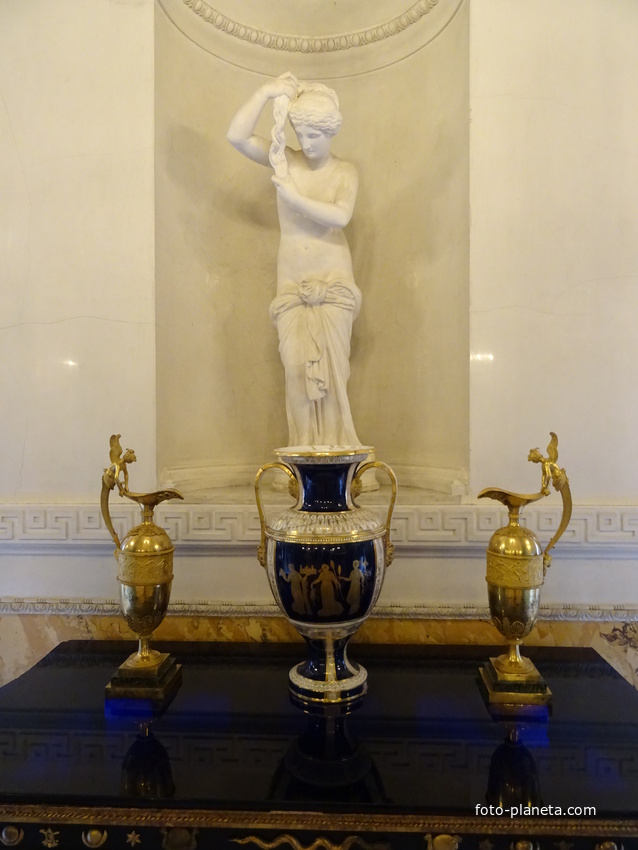 В залах Павловского дворца