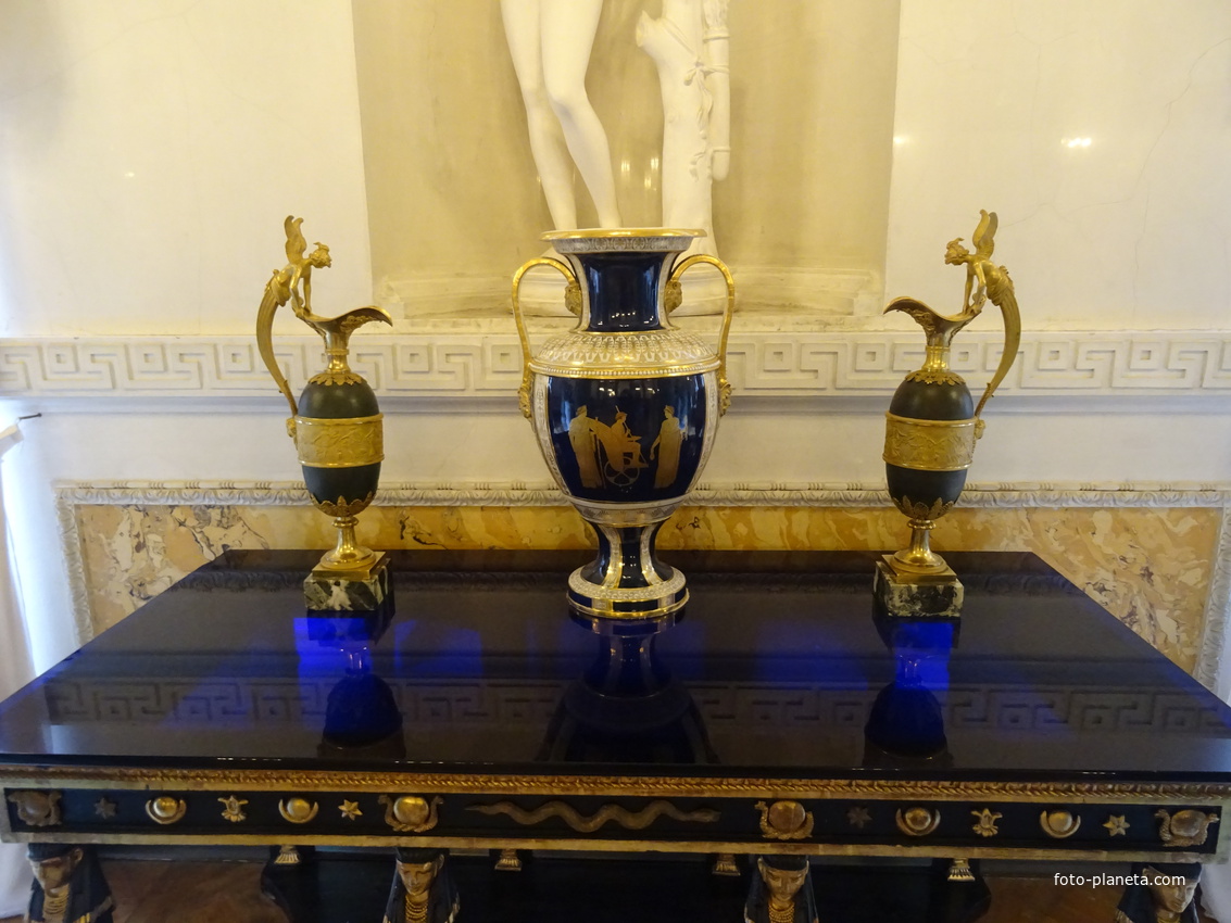 В залах Павловского дворца