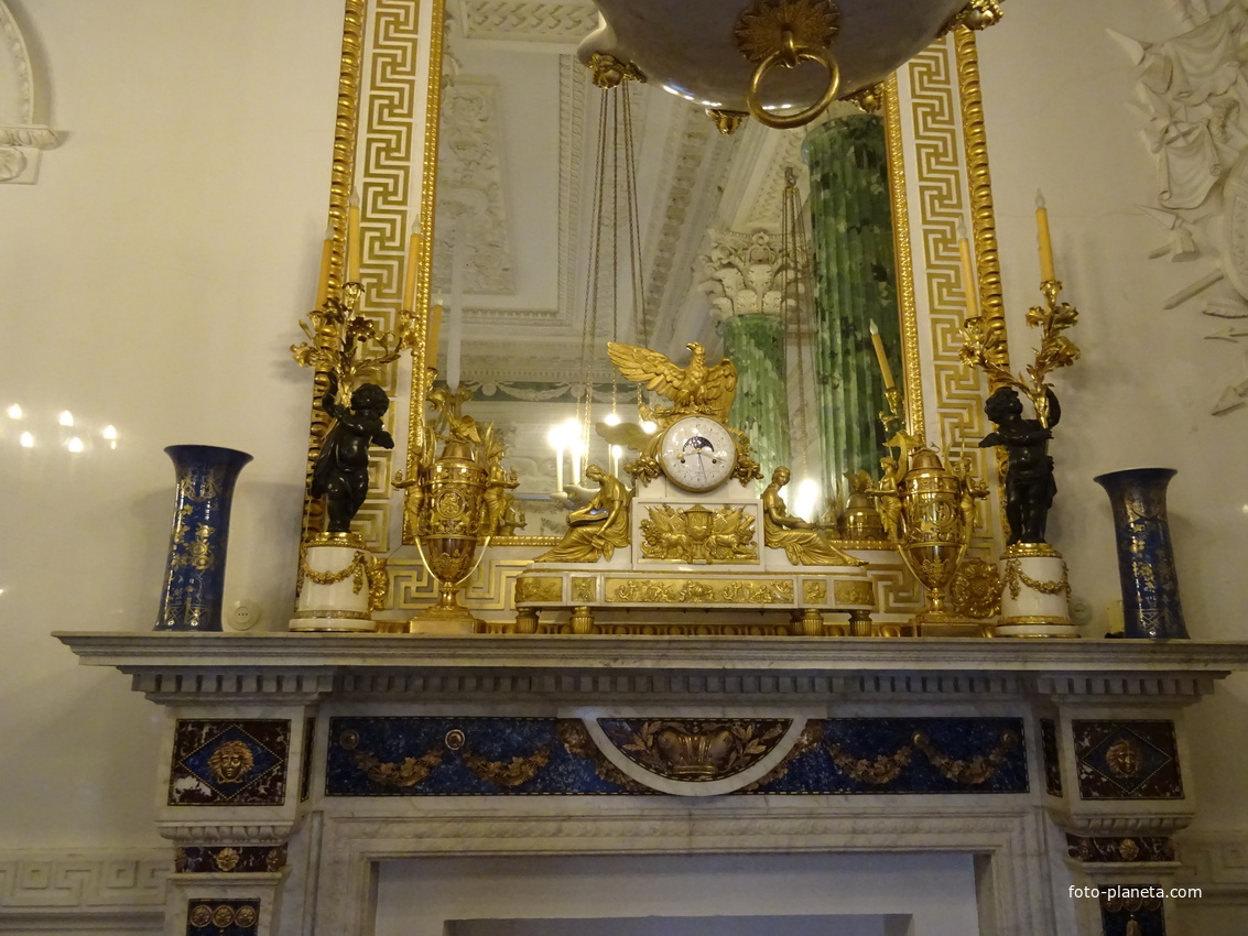 В залах Павловского дворца