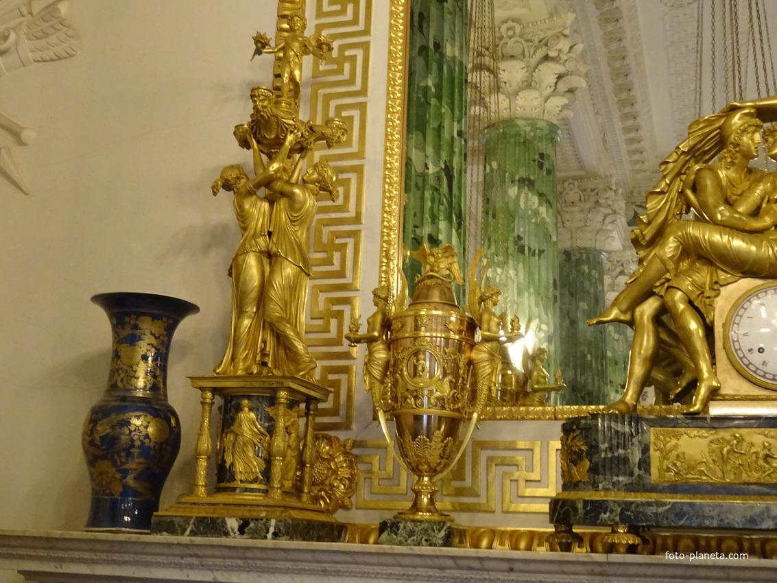 В залах Павловского дворца