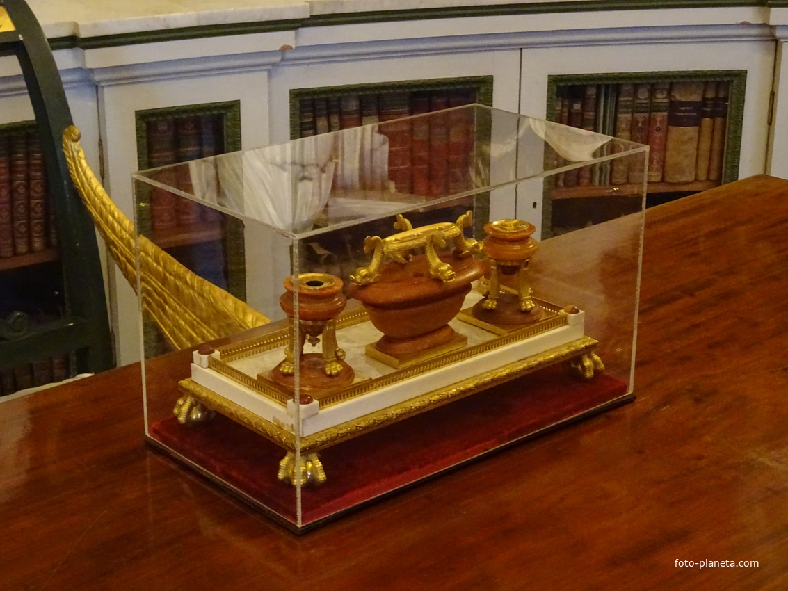 В залах Павловского дворца