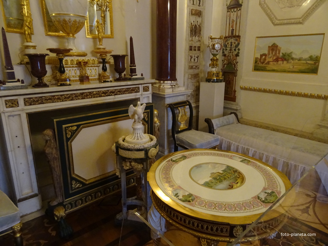 В залах Павловского дворца