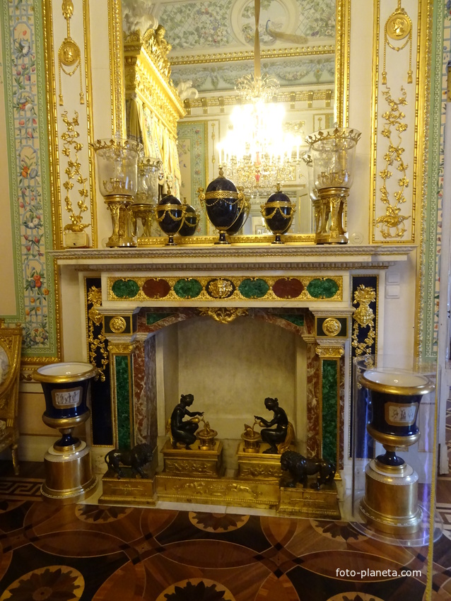 В залах Павловского дворца