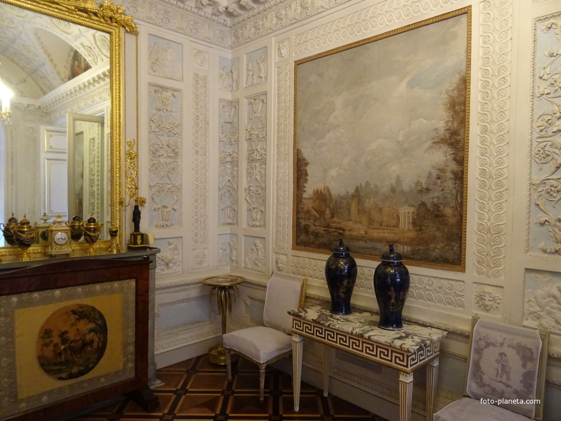 В залах Павловского дворца