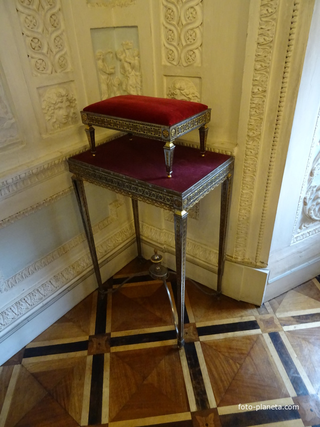 В залах Павловского дворца