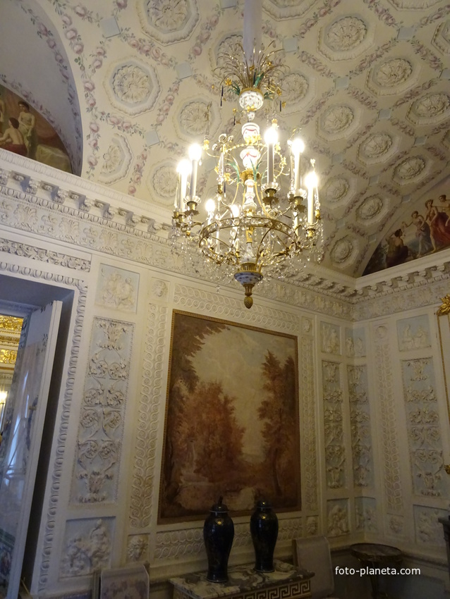 В залах Павловского дворца