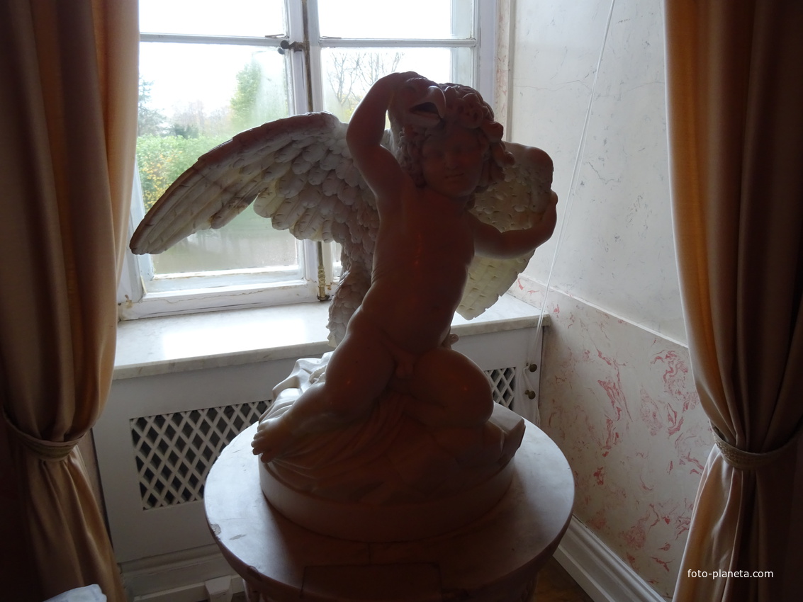 В залах Павловского дворца