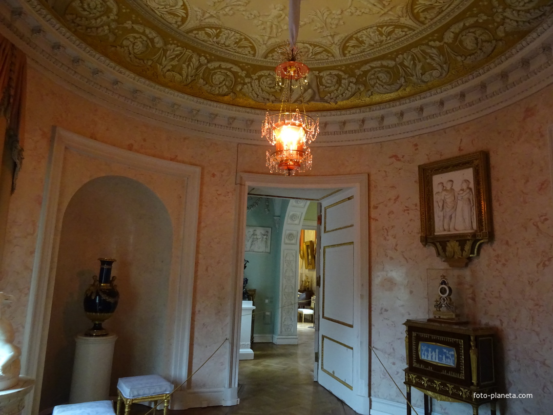 В залах Павловского дворца