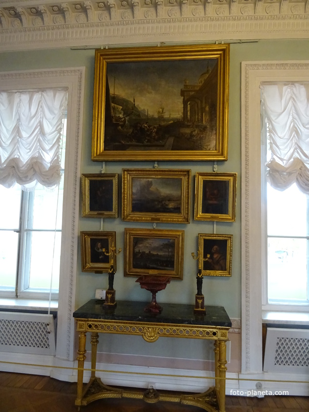 В залах Павловского дворца