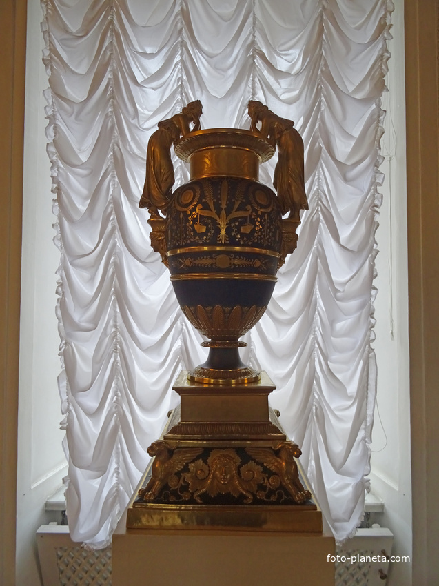 В залах Павловского дворца