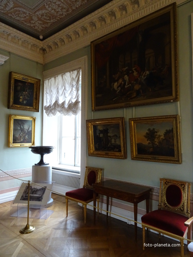 В залах Павловского дворца