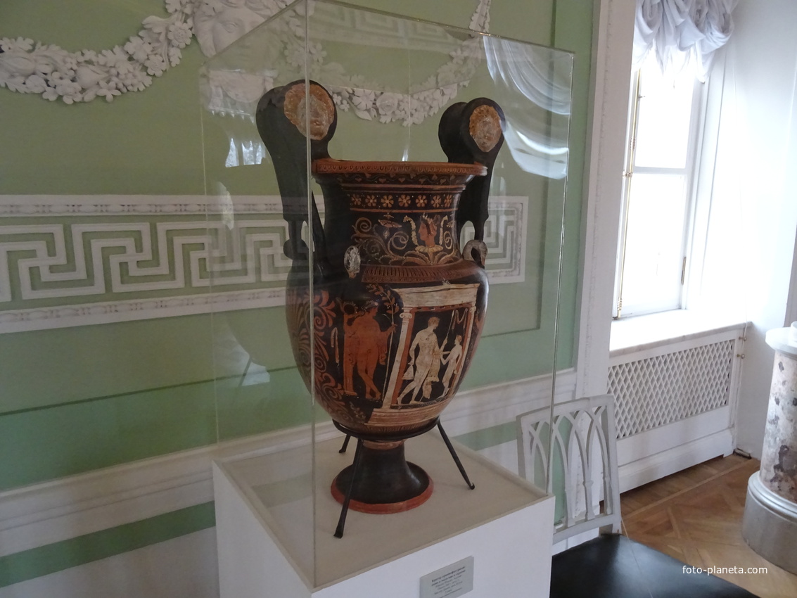 В залах Павловского дворца