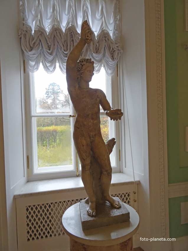 В залах Павловского дворца