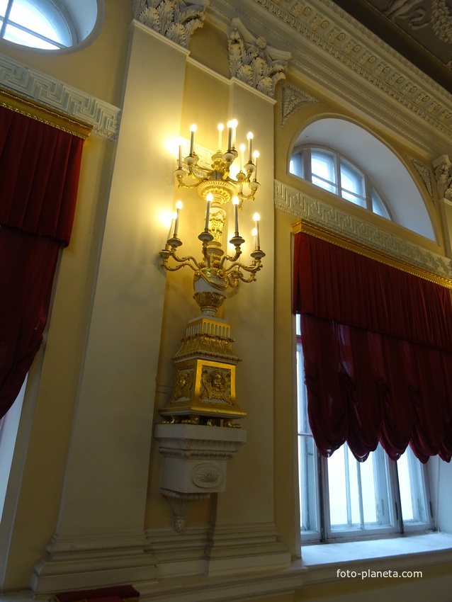 В залах Павловского дворца