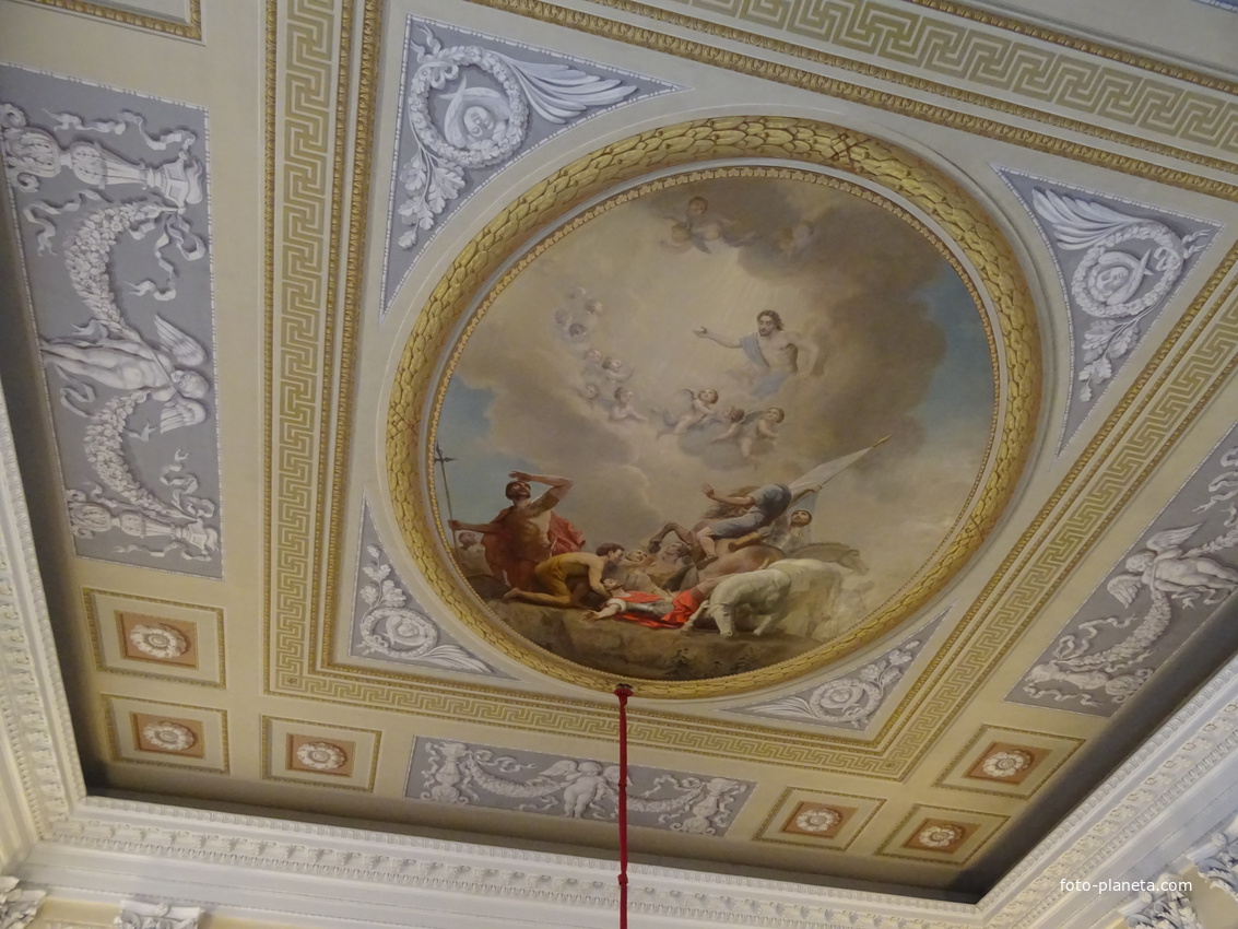 В залах Павловского дворца