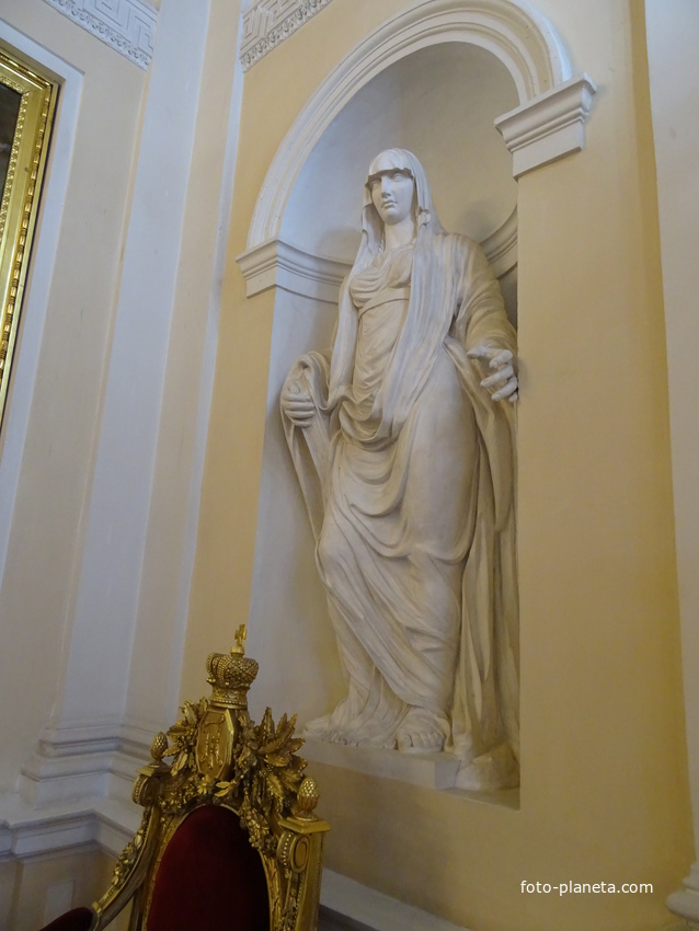 В залах Павловского дворца