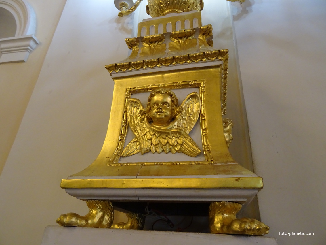 В залах Павловского дворца