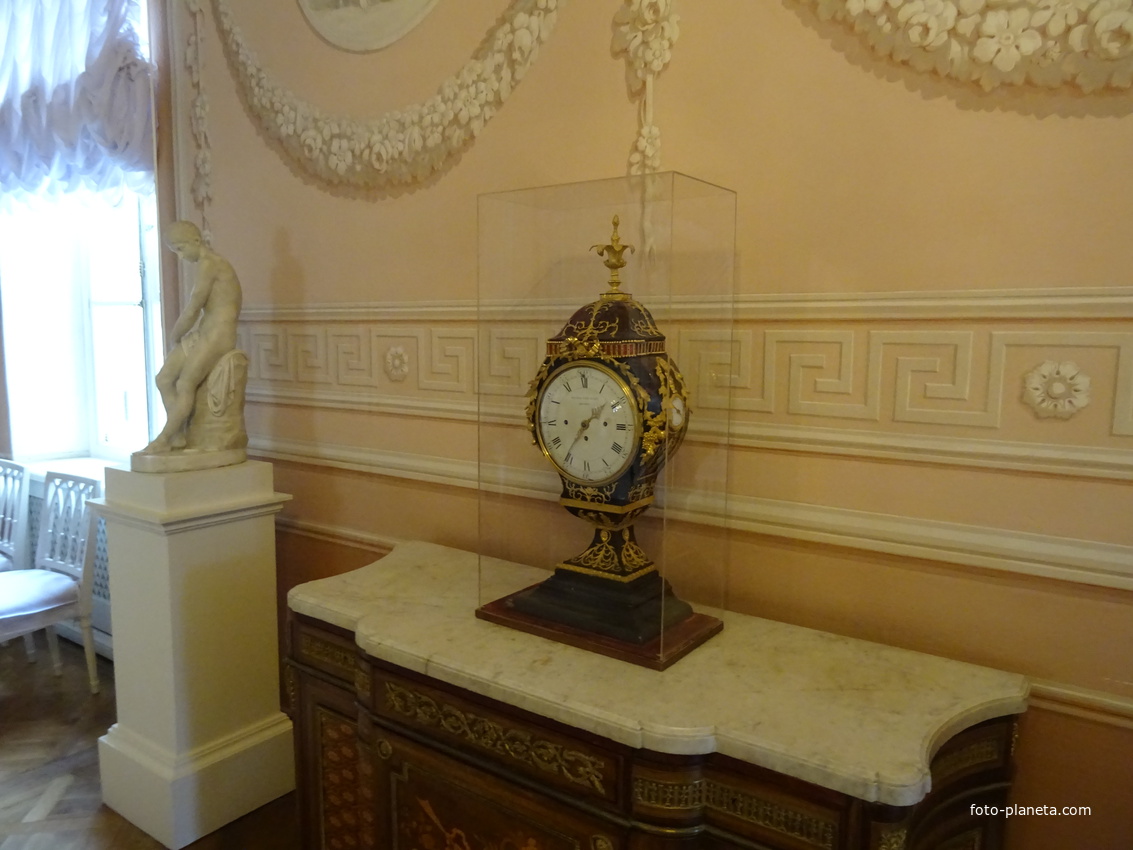 В залах Павловского дворца