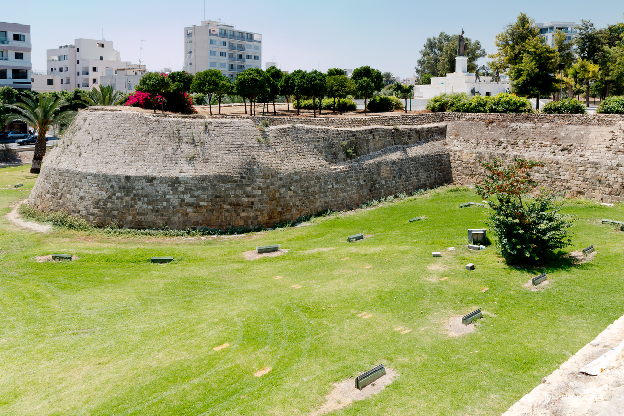Никосия. Византийские стены.